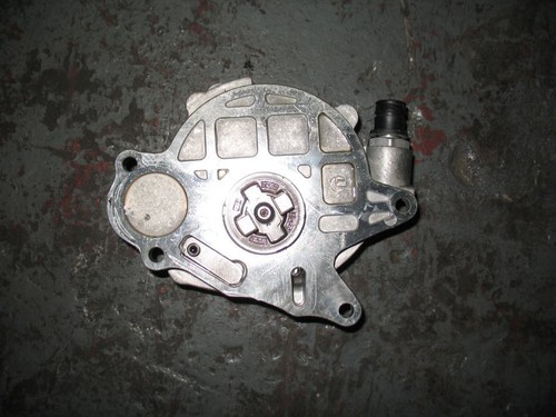 Original VW Tiguan 5N Facelift Unterdruckpumpe A5821 03l145100f