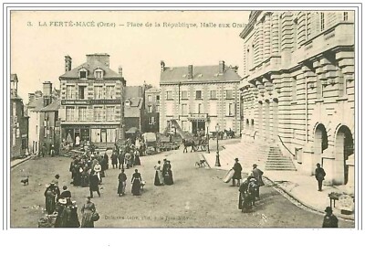 61.LA FERTE MACE.PLACE DE LA REPUBLIQUE,HALLE AUX GRAINS.CAFE DES HALLES.....