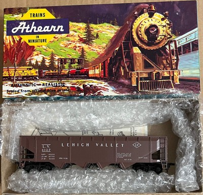 Athearn H.O. Scale Blue Box Lehigh Valley Built Open Hopper #4127