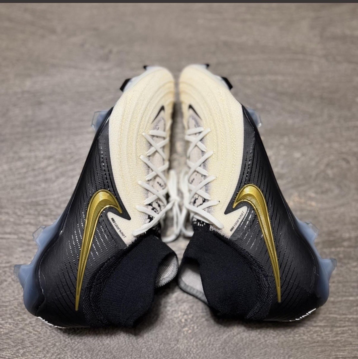 Nike Phantom Luna II Elite FG Football Soccer Cleats FQ8930-100 Men's Size 12