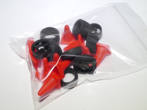 Kyosho Mini-Z Racer MR-03EVO Audi R8 LMS Chassis & body set USED - Picture 13 of 14