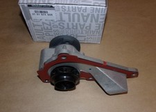 Pompe à eau Renault SCENIC
