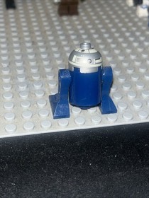 Lego Dark Blue Astromech Droid75051 Yoda Chronicles Star WarsMinifigure