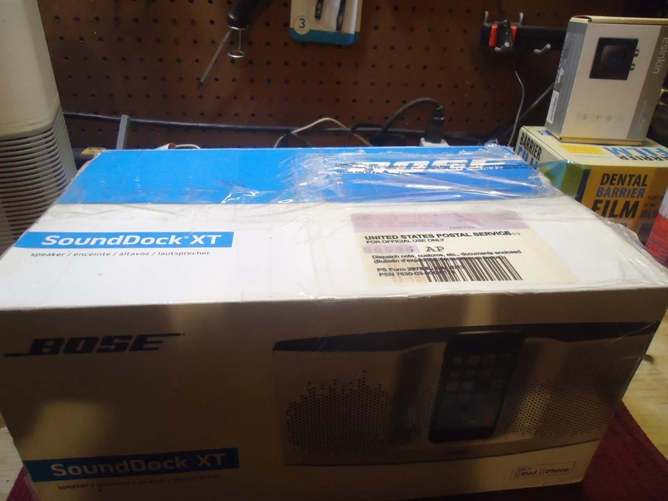 Altavoz Bose SoundDock XT (blanco/gris oscuro) CAJA ABIERTA - Imagen 4 de 4