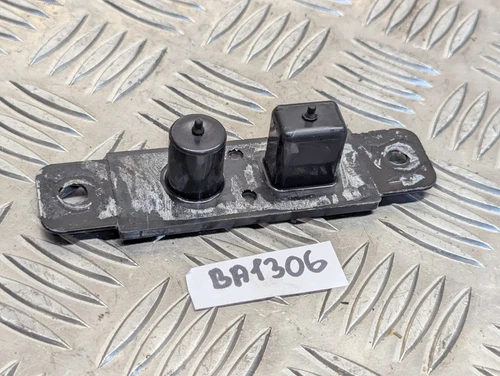 Sliding door latching motor
