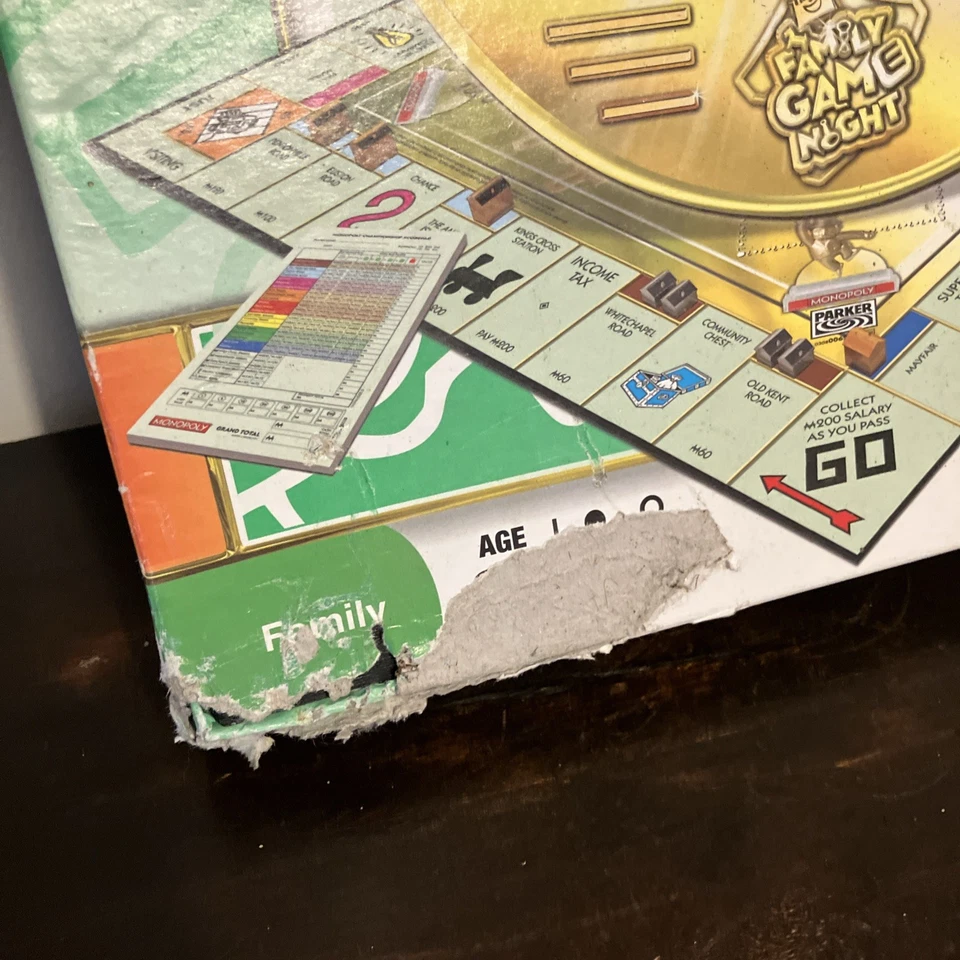 Monopoly Championship Edition 2009 Hasbro  Trophy Fast Paced - Image 3 of 4