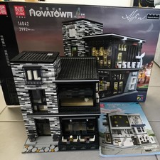 Mould King 16042 Novatown The Islet Bar 3992 Teile aufgebaut +Anleitung+Karton