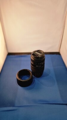 Tamron AF 70-300mm f.4-5.6 für Canon EF und EF-S Objektiv Schwarz