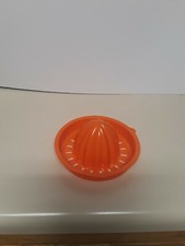 Vintage TUPPERWARE ORANGE  CITRUS FRUIT JUICER   REAMER  409, New