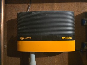 Gallagher M1800i Fence Charger