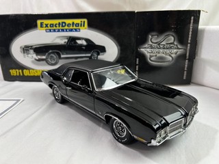 1/18 SCALE Exact Detail Replicas 1971 Oldsmobile Cutlass Supreme SX Black