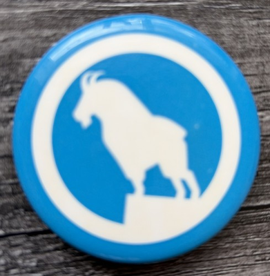 #ad VTG Great Northern Railway Pin Back Button with The Mountain Goat Logo 2.25 Inch $7.99