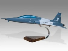 Northrop T-38 Talon Trainer USAF Desk Wood Aircraft New Model Large Scale 1/32