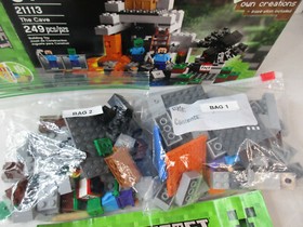 Lego Minecraft 21113 The Cave 100% Complete W/Instructions and Box
