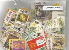 Lot de 200 timbres de Malaisie