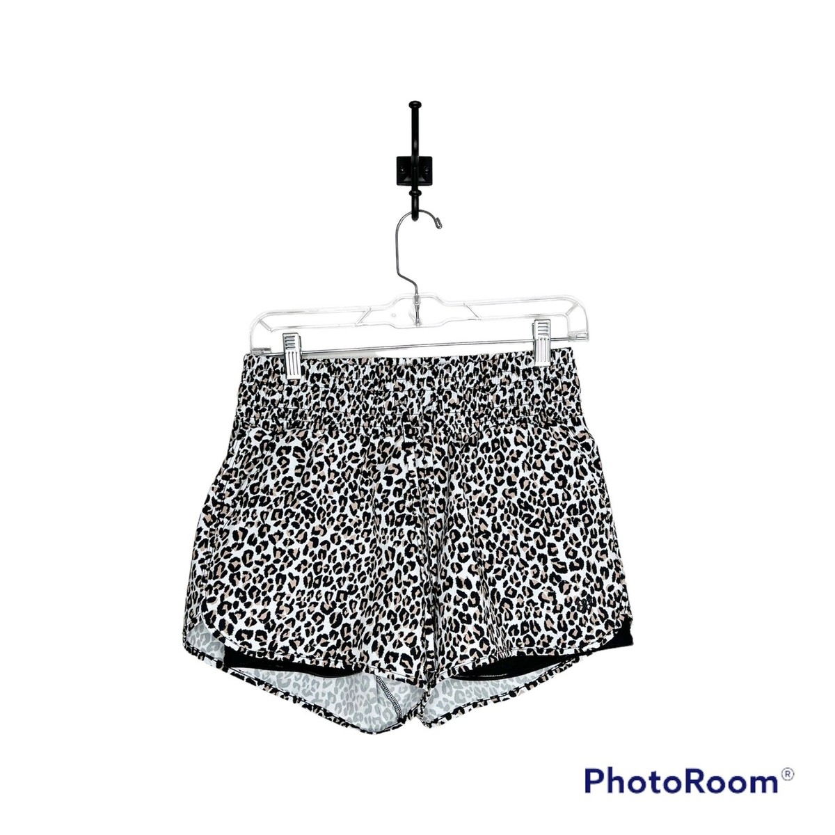 babylclub leopard logo shorts white