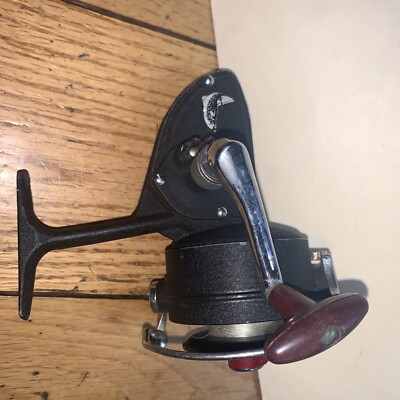 Moulinet D A M Quick 330 Spin Cast – Pêche En Eau Douce – Fabriqué En Allemagne