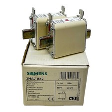 Siemens 3NA7832 NH Fuse Block IP20 AC/DC 8.9W 250V 500V PACK:2