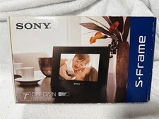 SONY S-FRAME DPF-D72N BACKLIGHT 800x600 PIXELS 8" PHOTO DISPLAY BLACK FRAME