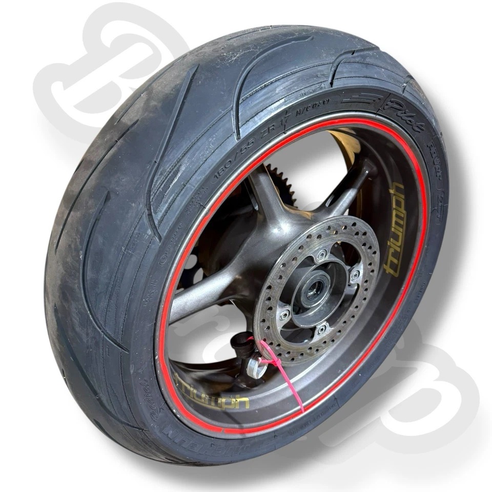 Rueda trasera Triumph Daytona 675 2006-2010 T2010500 17x5,5 usada Foto 3 de 4