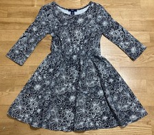 Girl's Gap Black Floral Dress Size 8-9 EUC