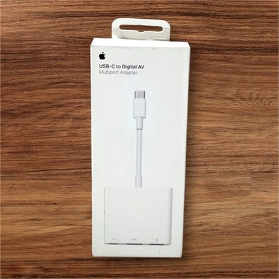 Apple USB C Digital AV Multiport Adapter   HDMI / USB / USB C    Original 