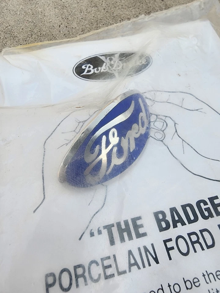 New 1934 Ford Car Porcelain Hood Emblem Reproduction Front Oval Badge 34 FOMOCO - Image 3 of 4