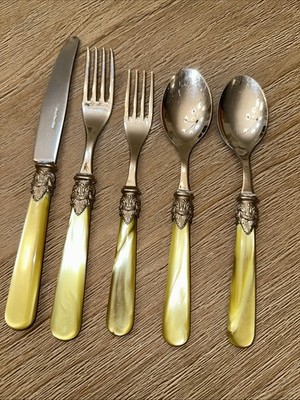 Eme Napoleon Pearl Yellow Stainless Flatware Made in Italy 5 Piece Place Setting
