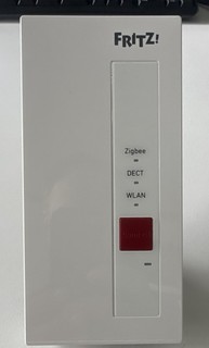 FRITZ! Heimnetzgerät WLAN/DECT/Zigbee mit Connect Taste Statusanzeigen Weiß