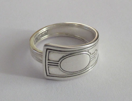 Sterling Silver Spoon Ring - Wallace / Carthage - size 8 (6 to 8) - c. 1917