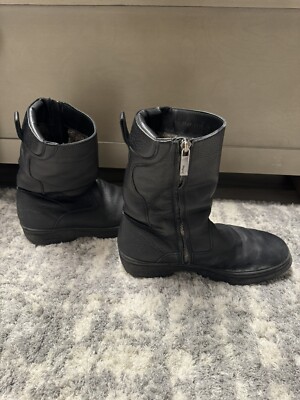 Salvatore Ferragamo Men display picture 1