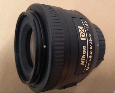 Objectif Nikon Nikkor AF-S DX 35 mm f/1.8G Noir - Photo 1/2