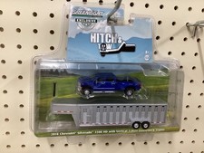 1:64 Greenlight 2018 Chevrolet Silverado 3500 HD w/ Gooseneck Exclusive blue