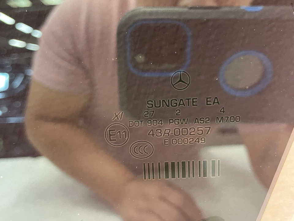 14 15 16 17 Mercedes S550 W222 Front Left Driver Door Window Glass 1615 OEM - Image 2 of 4