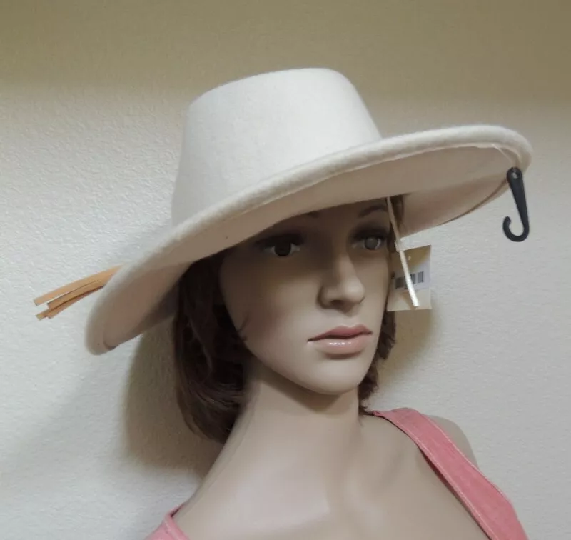 Cream sales felt hat