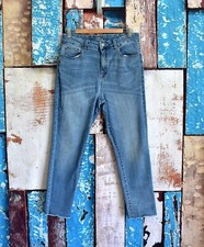 Women's Time And Tru High Rise Skinny Jeans Size 14 Light Wash PRE-OWNED
