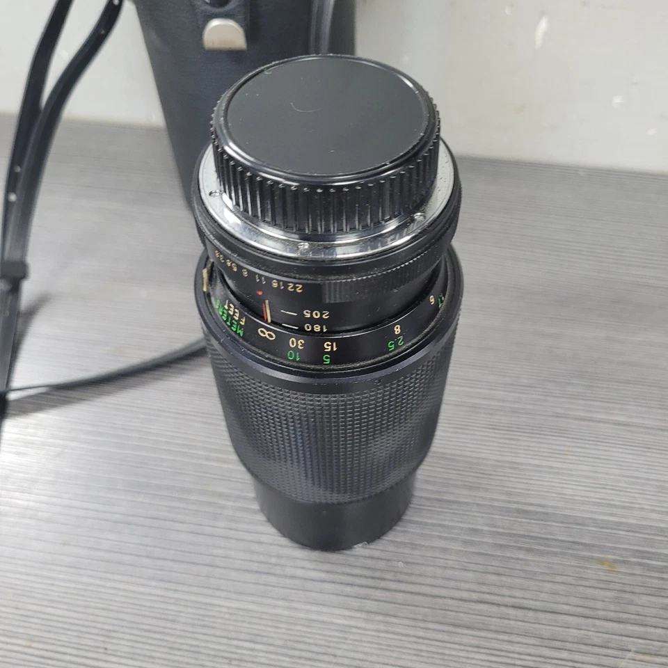 Vivitar 75-205mm f/3.8 MC Macro Focusing Zoom For Canon FD Mount Cameras w case - Image 3 of 4