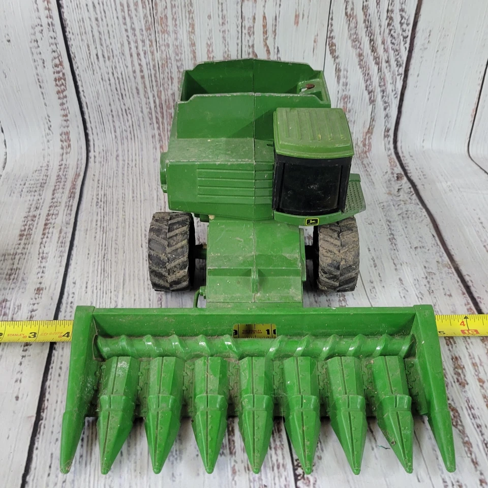 Vtg Ertl 1/32 john deere diecast combine 8 row corn head plastic missing spout - Image 4 of 4