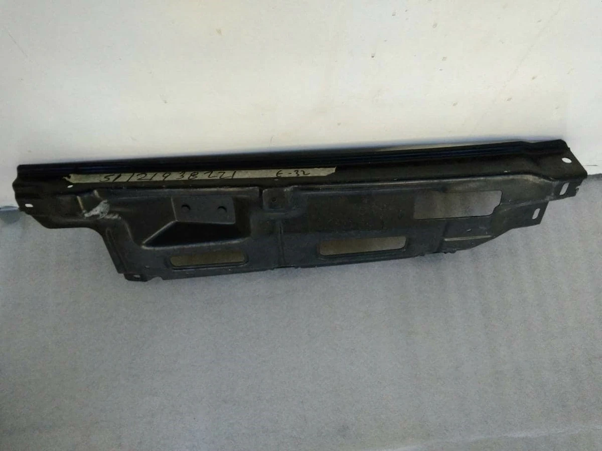 BMW GENUINE NEW Reinforcement Rear Left E32 51121938221 | eBay
