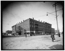 Bancroft House Hotel,streets,Saginaw,Michigan,MI,Detroit Publishing Company,1900