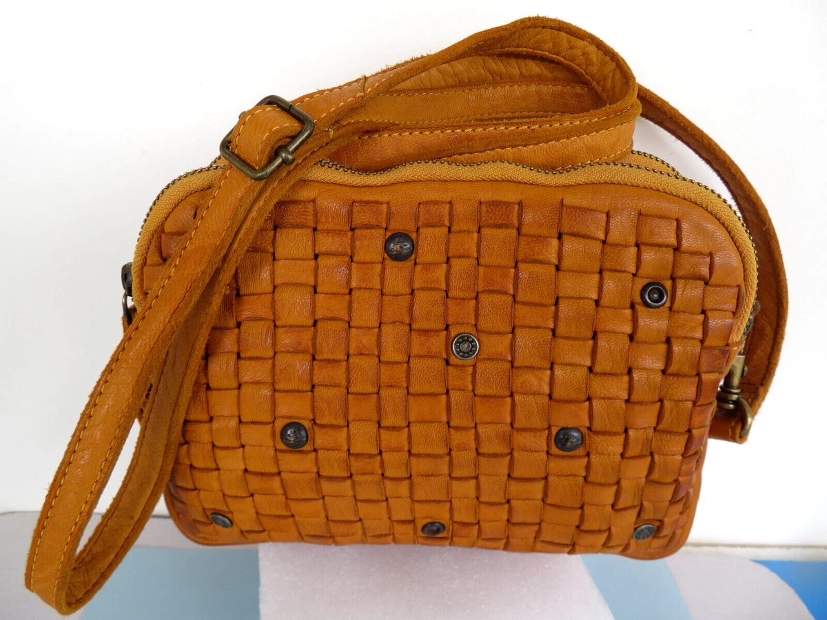 KOMPANERO ~Italian Yellow-Brownish Leather Woven CrossBody Bag Purse  6x8x2.25