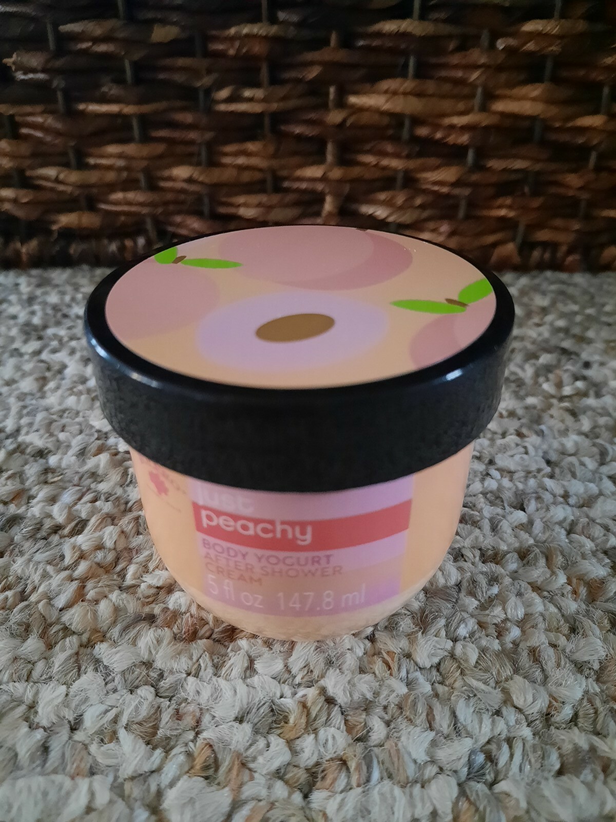 Bolero Body Yogurt After Shower Cream Just Peachy 5 oz 147.8 ml Brand