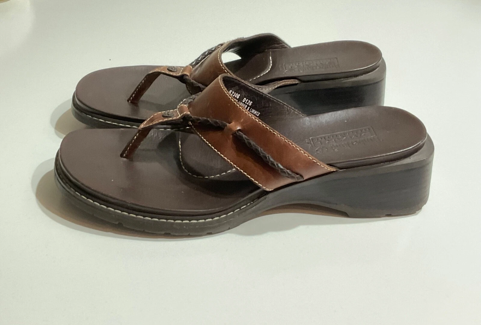 Sandali Timberland Smart Comfort System in pelle marrone con zeppa antiscivolo 7 5