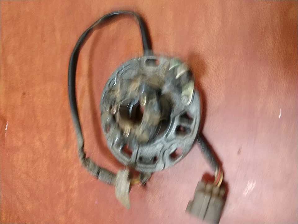 Kawasaki KX250 KX 250 1999 2000 OEM ESTATOR MAGNETO GENERADOR ALTERNADOR BUENO Foto 3 de 4