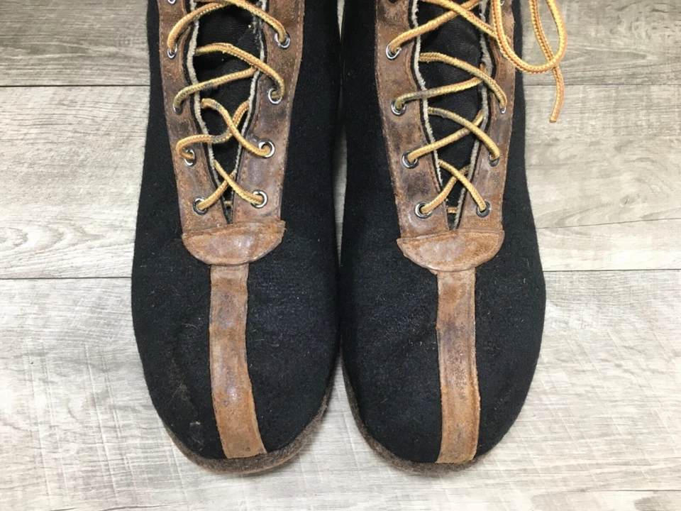 Air Corps World War II Black Wool Felt Arctic Boots Size 10 WWII WW2 US Army - Image 4 of 4