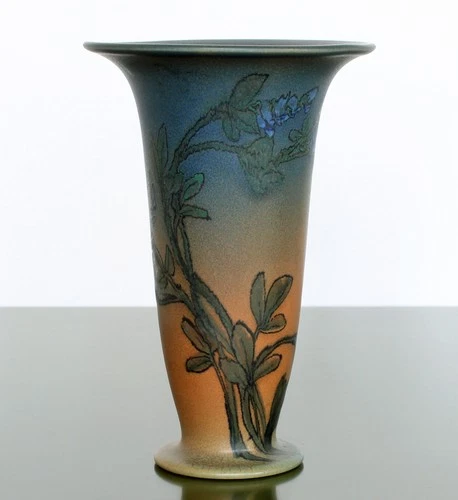 ROOKWOOD Art Pottery VASE Vellum Glaze 1923 Elizabeth Lincoln 2734