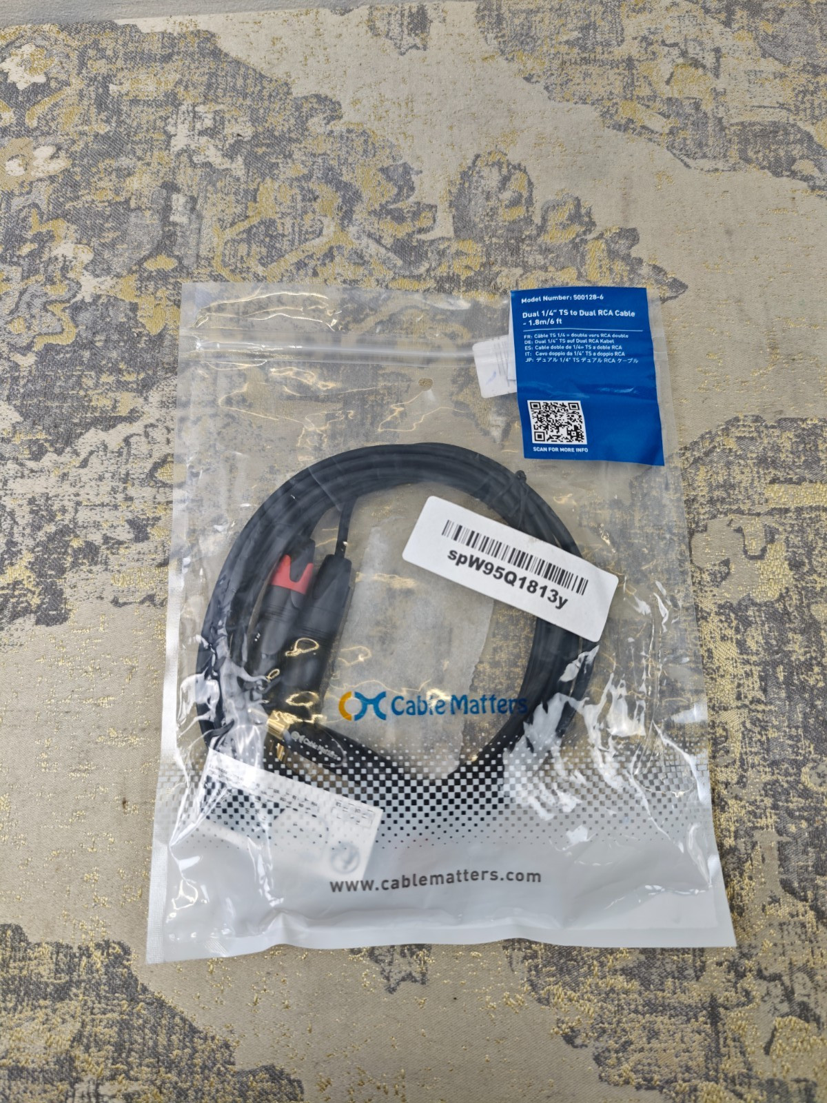 Cable Matters Dual 6.35mm TS to Dual RCA Cable - 1.8m - RCA to Jack Stereo Audio