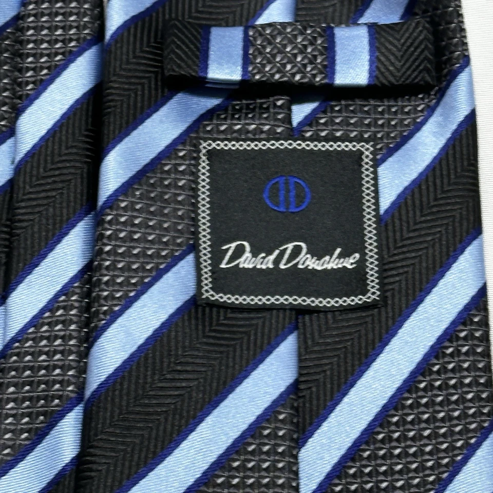 Corbata para hombre David Donahue negra y azul a rayas jacquard rep 100 % seda corbata Foto 3 de 4