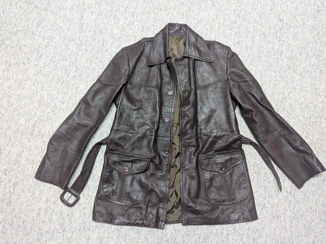 vintage 1970s soft leather BELTED trenchcoat 38 brown SHERLOCK jacket S - product detail image 4