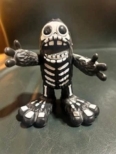 PlayMonster My Singing Monsters Mammott Stentorian Skeleton 4.5" Figure WORKING